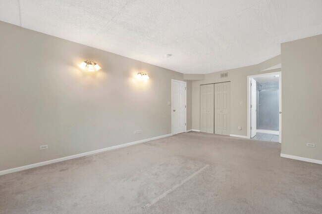 Building Photo - 15502 Orlan Brook Dr