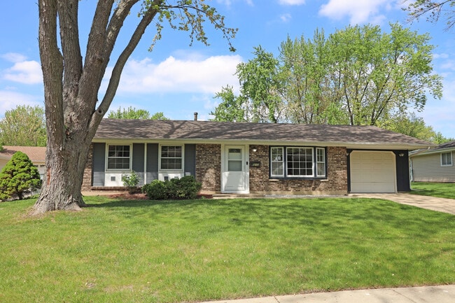 Building Photo - 513 Brockton Ln