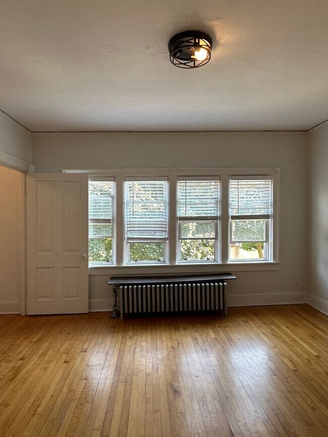 Building Photo - 1531 N Jackson St