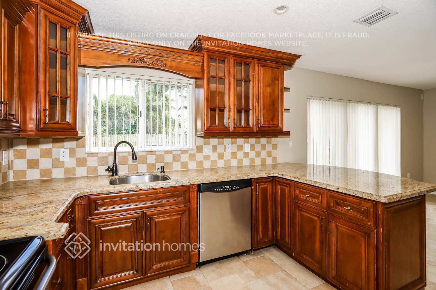 Building Photo - 15510 SW 143rd Terrace