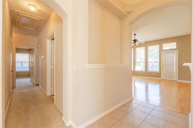 Building Photo - 4552 Oak Shores Dr