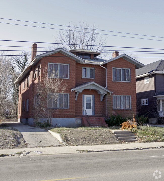 2327 N Main St 2327 N Main St Dayton OH 45405 Apartment Finder