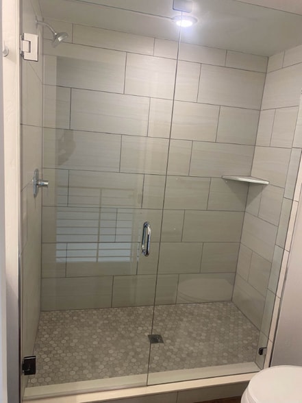 Building Photo - 722 Blue River Pkwy