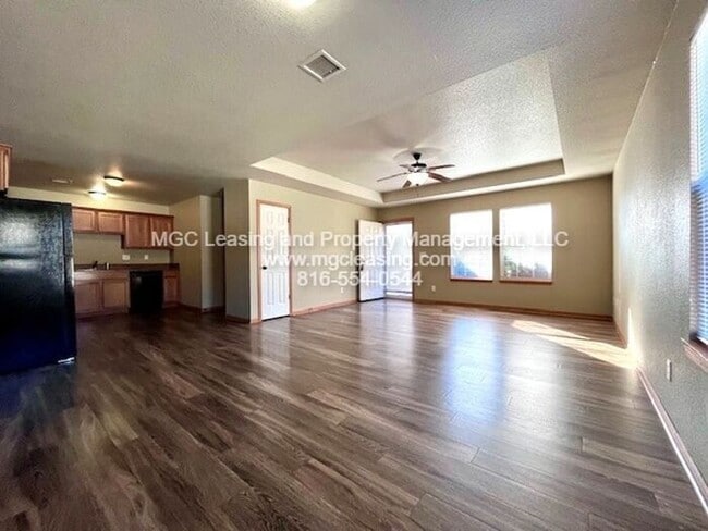 Building Photo - Charming Ranch-Style Duplex in Blue Springs, MO!