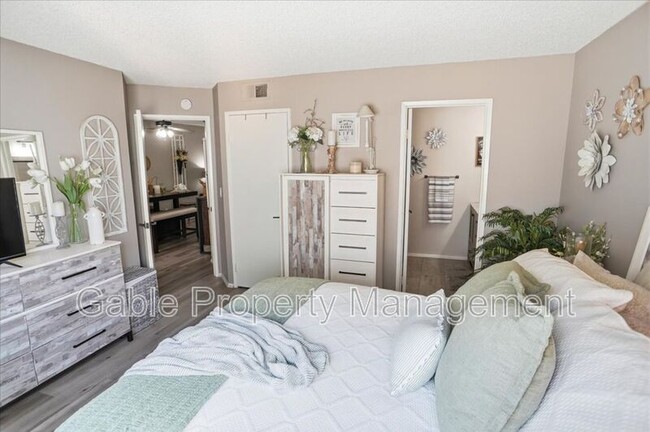 Building Photo - 20305 Rue Crevier