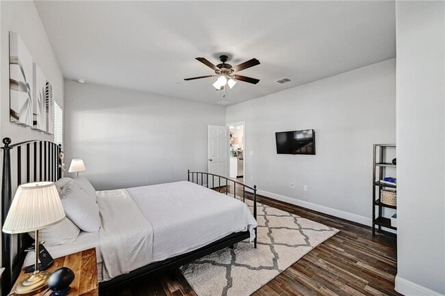 Building Photo - 12813 Leatherback Ln