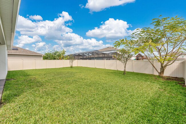 Building Photo - 4894 Knoll Ln