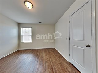 Building Photo - 209 Orion Way
