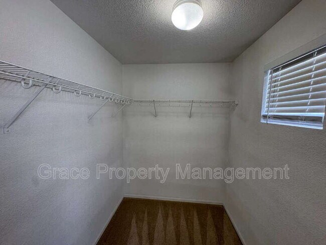 Building Photo - 5770 N Argonne St