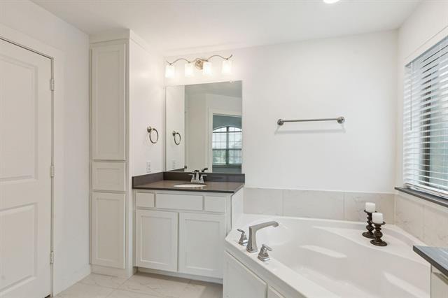 Building Photo - 2756 Starburst Dr