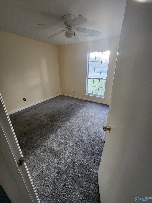 Building Photo - 109 Brenna Ln