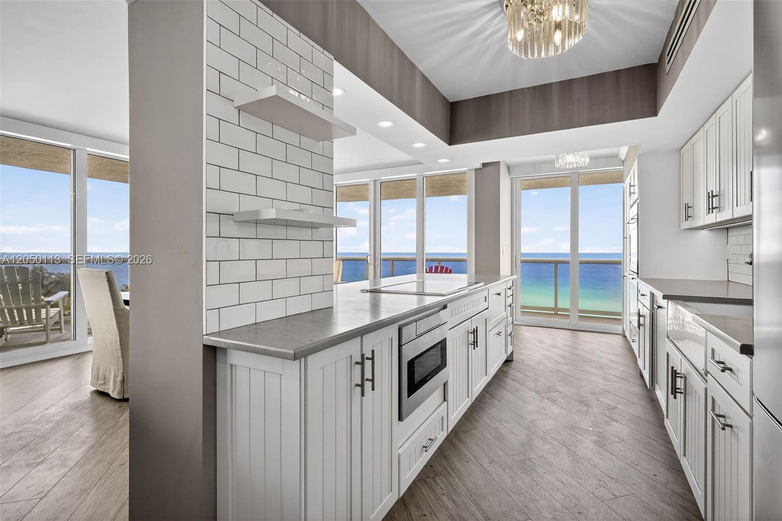 Building Photo - 16711 Collins Ave