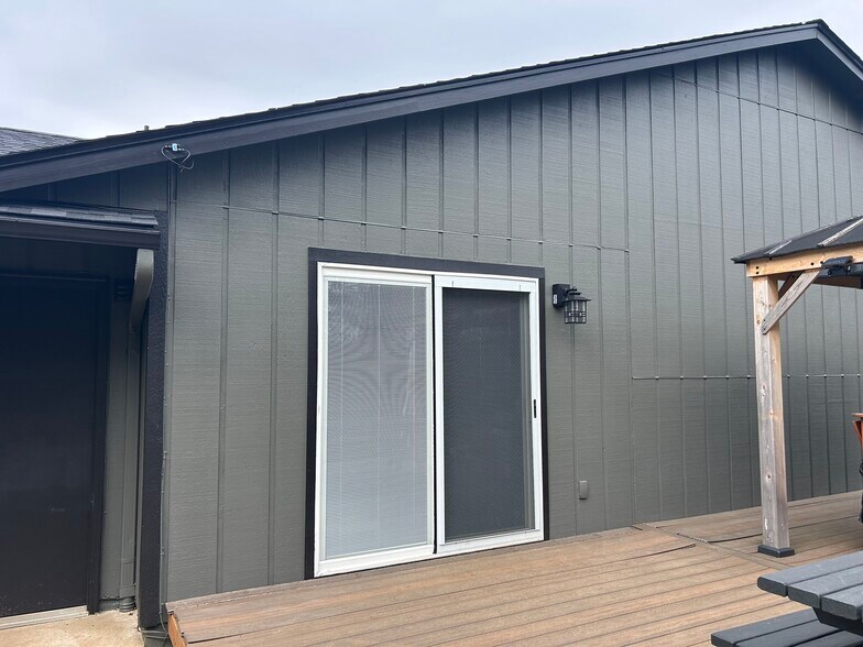 Building Photo - 9305 NW 17th Ave