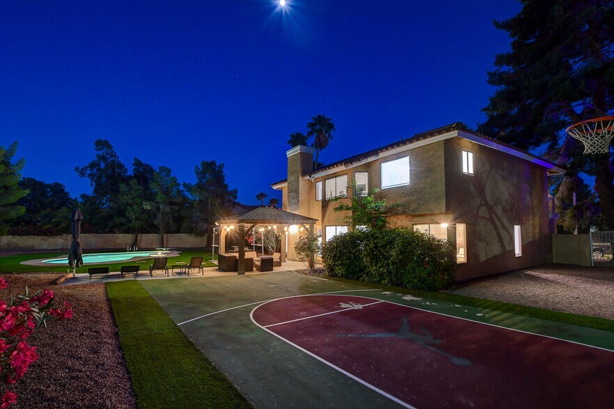 Building Photo - 2224 Lucerne Ct