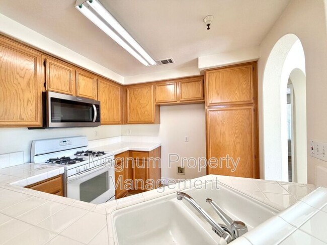 Building Photo - 39315 Flamingo Bay