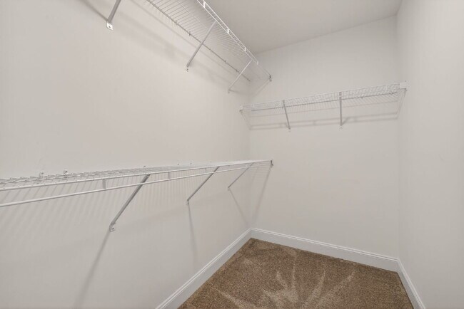 Building Photo - 221 E Moon Cir