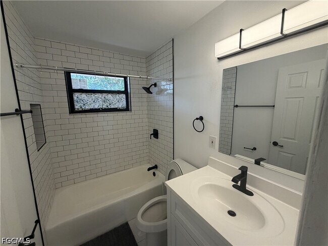 Building Photo - 18540 Tampa Rd