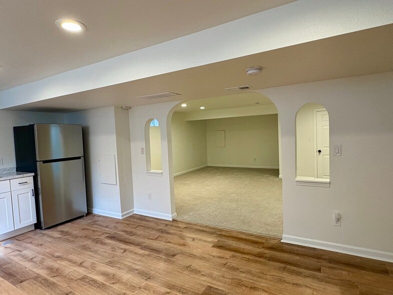 Building Photo - 925 Wolff St