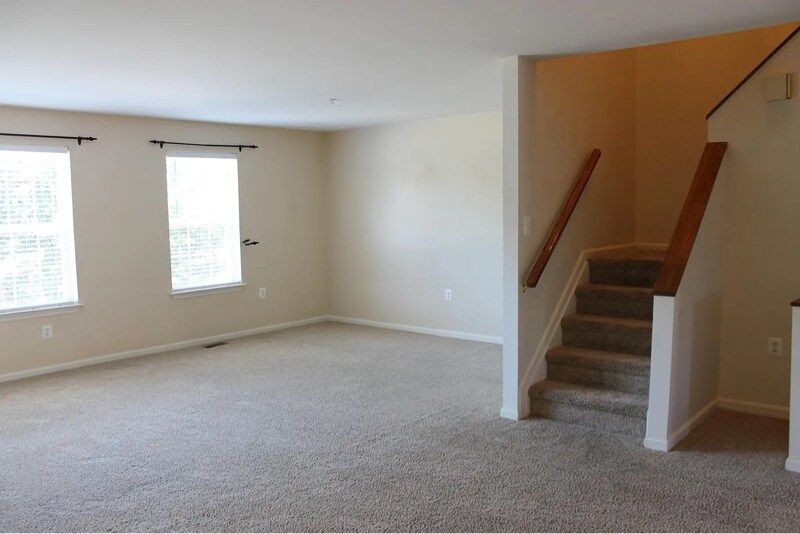 Building Photo - 4641 Kings Mill Way