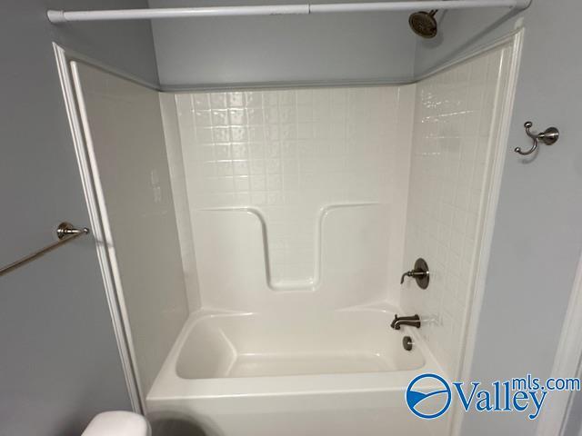 Building Photo - 284 Abercorn Dr