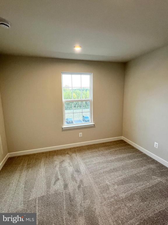 Building Photo - 1704 Belle Fourche Dr