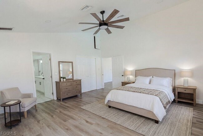 Building Photo - 599 Carolina Ave