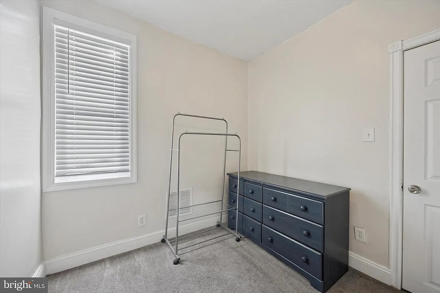 Building Photo - 1525 S Taylor St