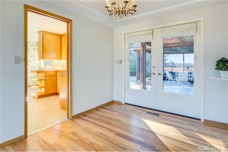 Building Photo - 1811 N 147th St