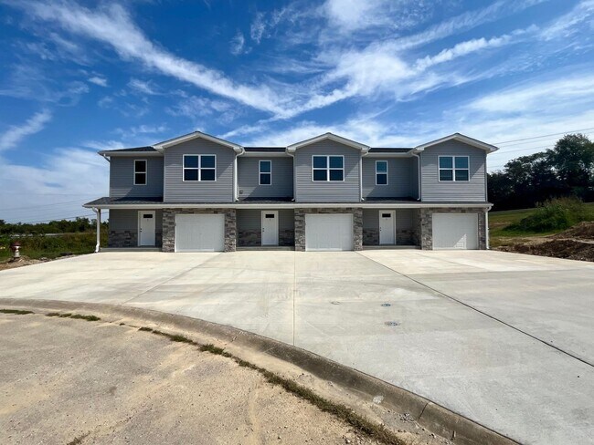 Primary Photo - 146-146 Weise Pkwy