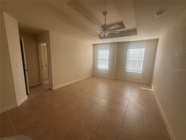 Building Photo - 2970 Ashland Ln S