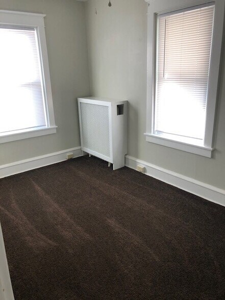 Building Photo - 3416 Fairfield St