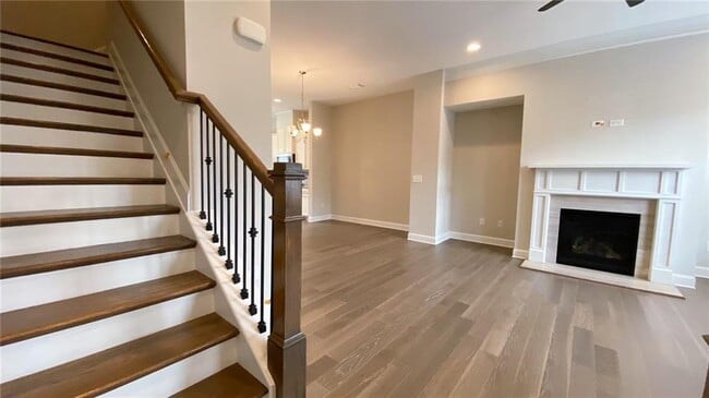 Building Photo - 4426 Kerrington Ave