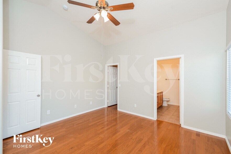 Building Photo - 13960 W Banff Ln