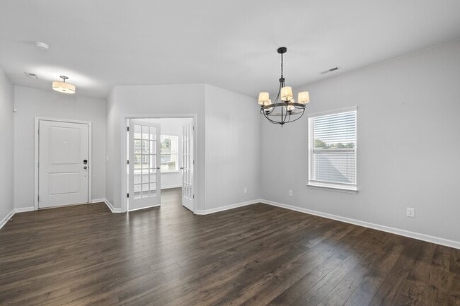 Building Photo - 539 S Lincoln St