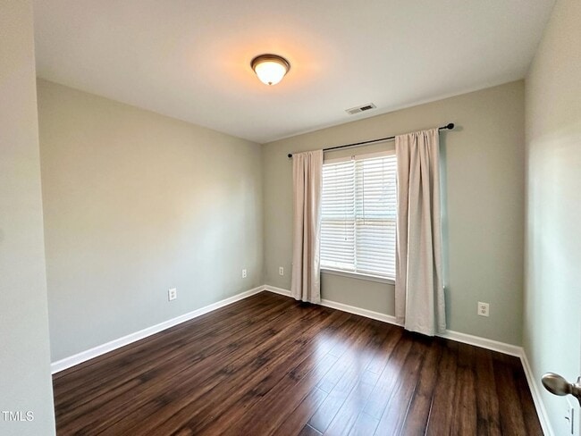 Building Photo - 606 Sawcut Ln