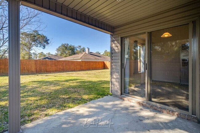 Building Photo - 711 Forgotten Creek Ln
