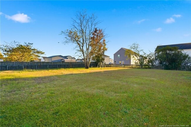 Building Photo - 419 Northwoods Dr