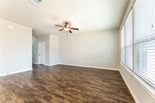 Building Photo - 5413 Traviston Dr