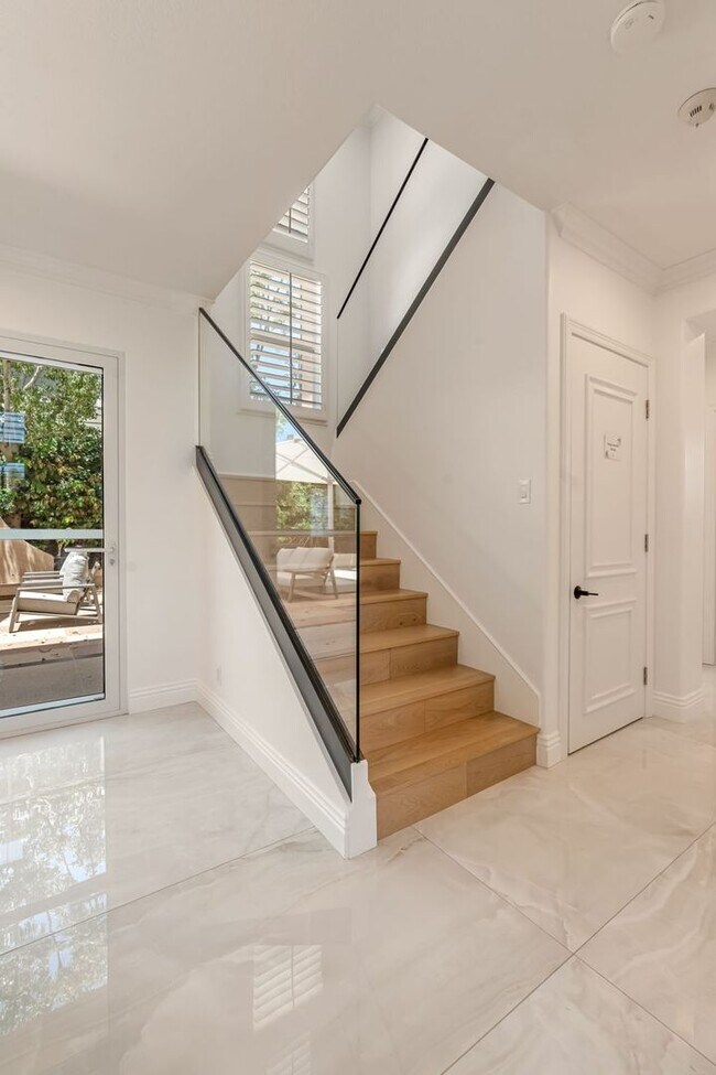 Building Photo - Luxurious French Country Estate in Ladera Ranch – Fully Furnished with Flexible Short-Term Lease ...