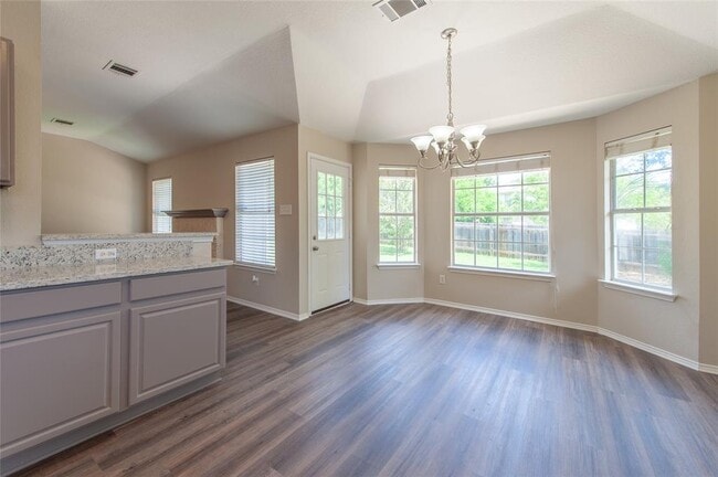 Building Photo - 3913 Orion St