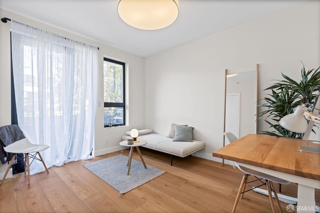 Building Photo - 943 Treat Ave