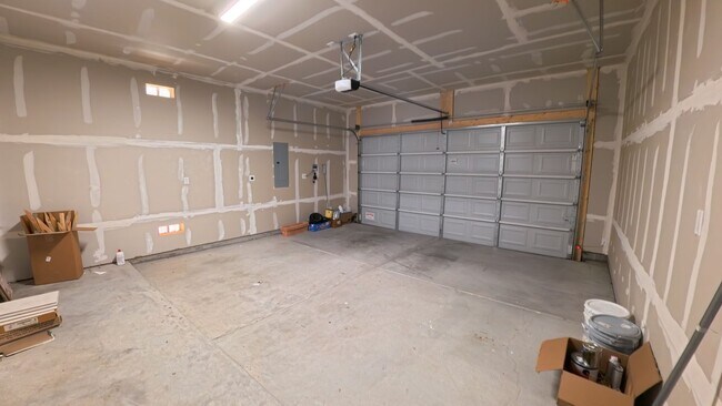 Building Photo - 4316 Bald Eagle Loop NE