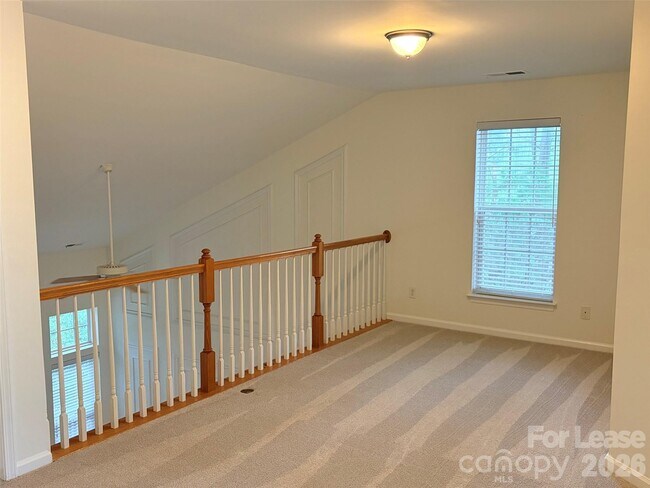 Building Photo - 123 Kase Ct