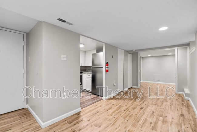 Building Photo - 1438 Meridian Pl NW