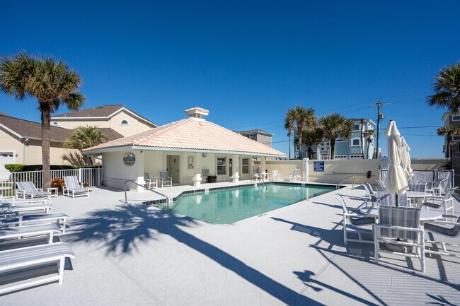 Building Photo - 212 Somerset Ct