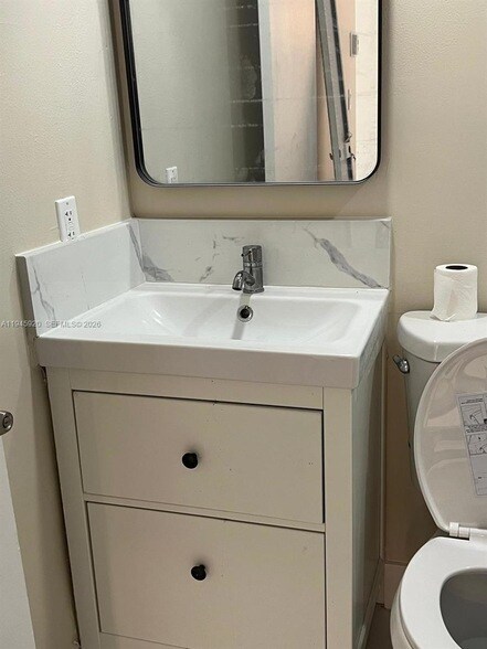 Building Photo - 10801 SW 109th Ct