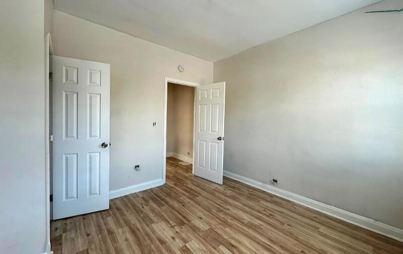 Building Photo - 2018 N Payson St