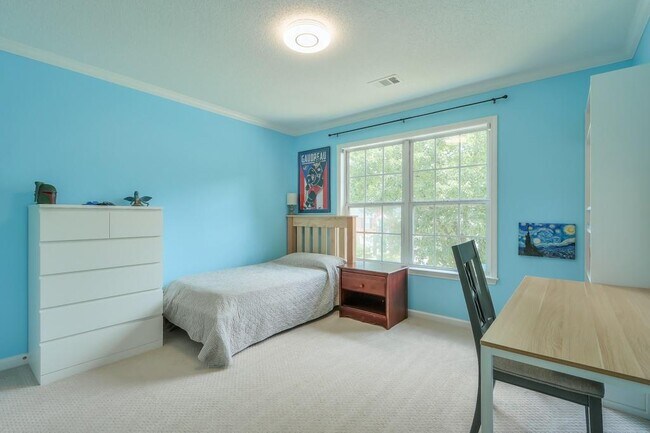 Building Photo - 508 Keeneland Ave