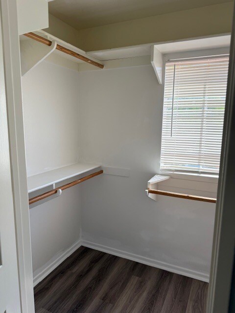 Building Photo - 1190 5th Ave