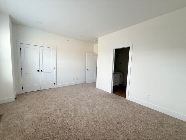 Building Photo - Modern 3-Bedroom Home with Flex Room and Resort-Style Amenities at Highbury